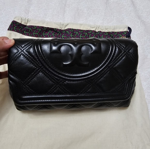 SOLD! Tory Burch Fleming  Leather Soft Clutch - Picture 9 of 11
